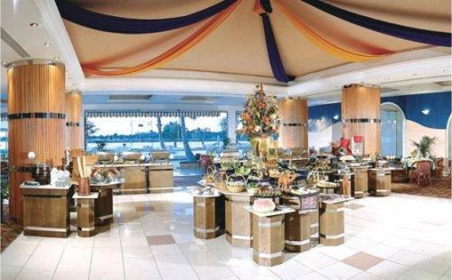 Holiday International Sharjah — Шарджа, Об'єднані Арабські Емірати мініатюра 14