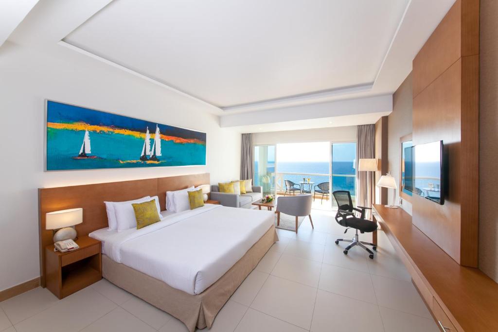 Ramada by Wyndham Beach Hotel Ajman — Аджман, Об'єднані Арабські Емірати мініатюра 46