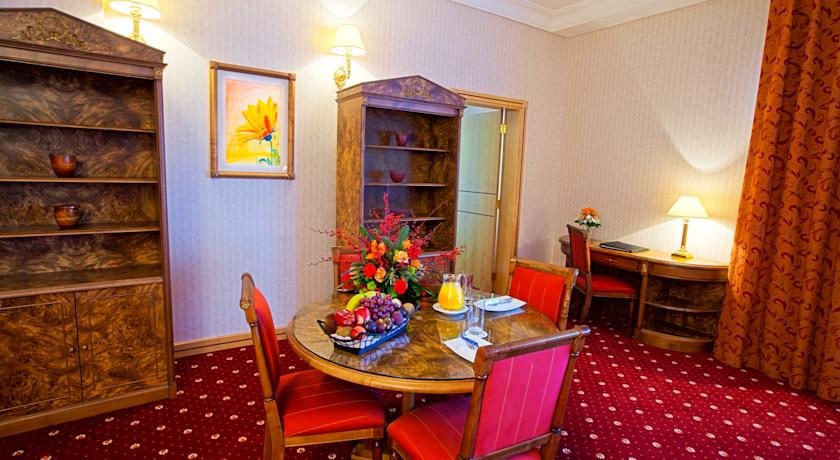 Capitol Hotel — Дубаї, Об'єднані Арабські Емірати мініатюра 10