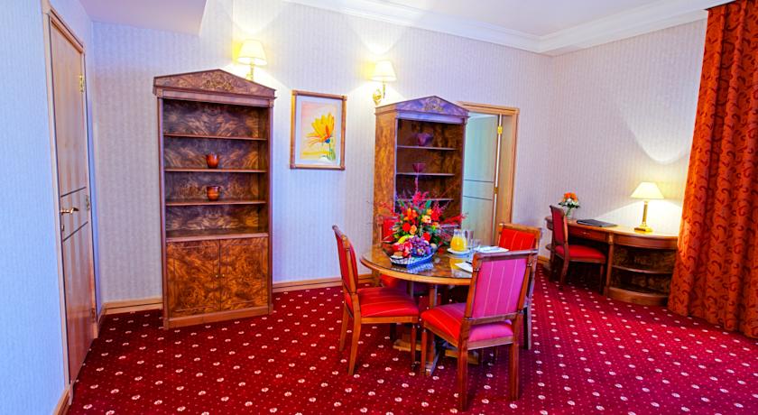 Capitol Hotel — Дубаї, Об'єднані Арабські Емірати мініатюра 11
