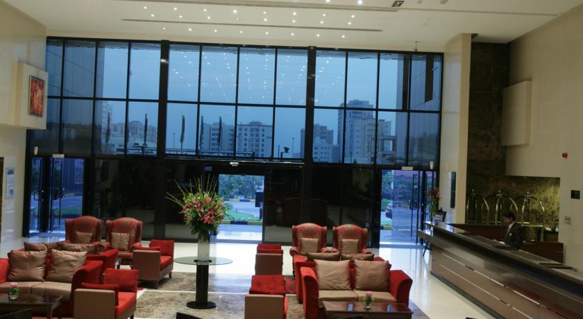 Ramada Hotel & Suites by Wyndham Ajman — Аджман, Об'єднані Арабські Емірати мініатюра 81