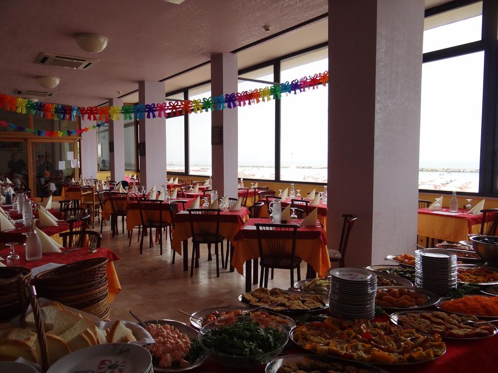 Blumen Hotel — Емілія Романья, Італія мініатюра 12