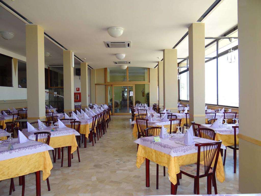 Blumen Hotel — Емілія Романья, Італія мініатюра 15