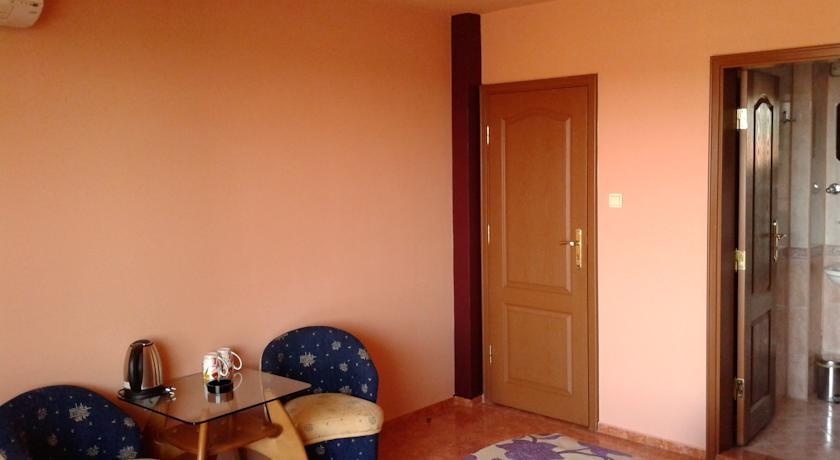 Chuchulev Hotel — Созополь, Болгарія мініатюра 10
