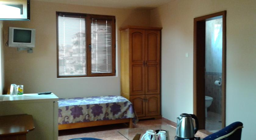 Chuchulev Hotel — Созополь, Болгарія мініатюра 11