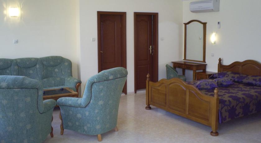 Chuchulev Hotel — Созополь, Болгарія мініатюра 37