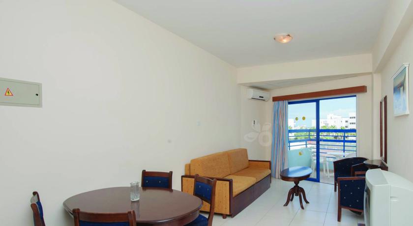 Papantonia Hotel Apartment — Протарас, Кіпр мініатюра 18