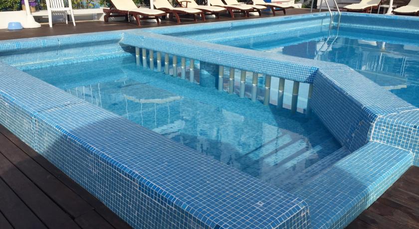Capitol Hotel — о. Вентотене, Італія мініатюра 15