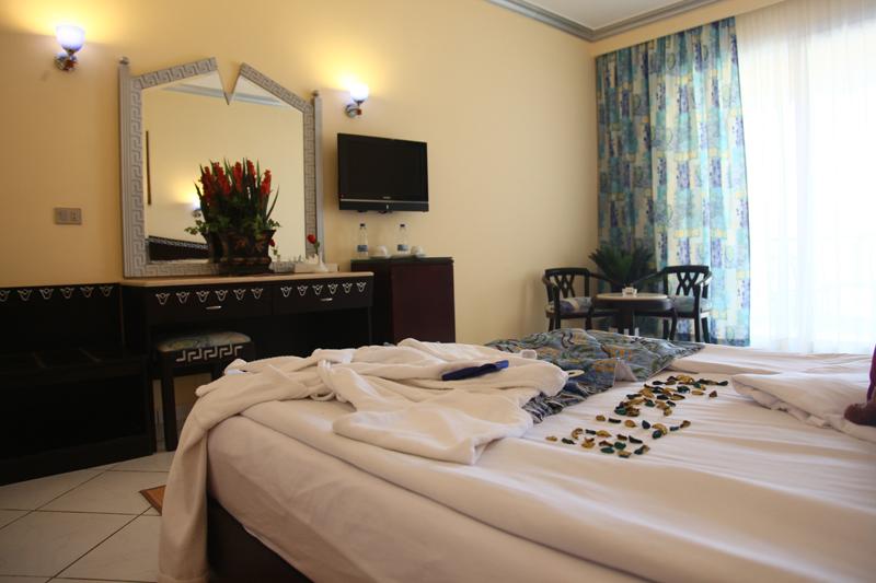 King Tut Aqua Park Beach Resort — Хургада, Єгипет мініатюра 29