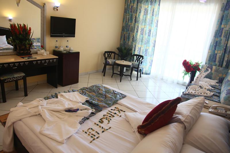 King Tut Aqua Park Beach Resort — Хургада, Єгипет мініатюра 36