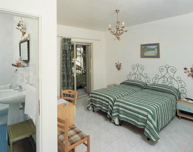 Da Peppe Hotel Letojanni — Таорміна, Італія мініатюра 34