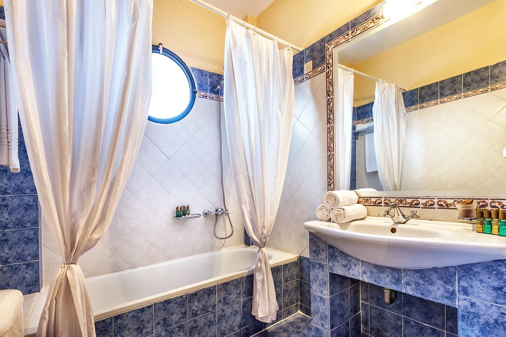 Atrium Hotel Pefkohori — Халкідікі, Греція мініатюра 16