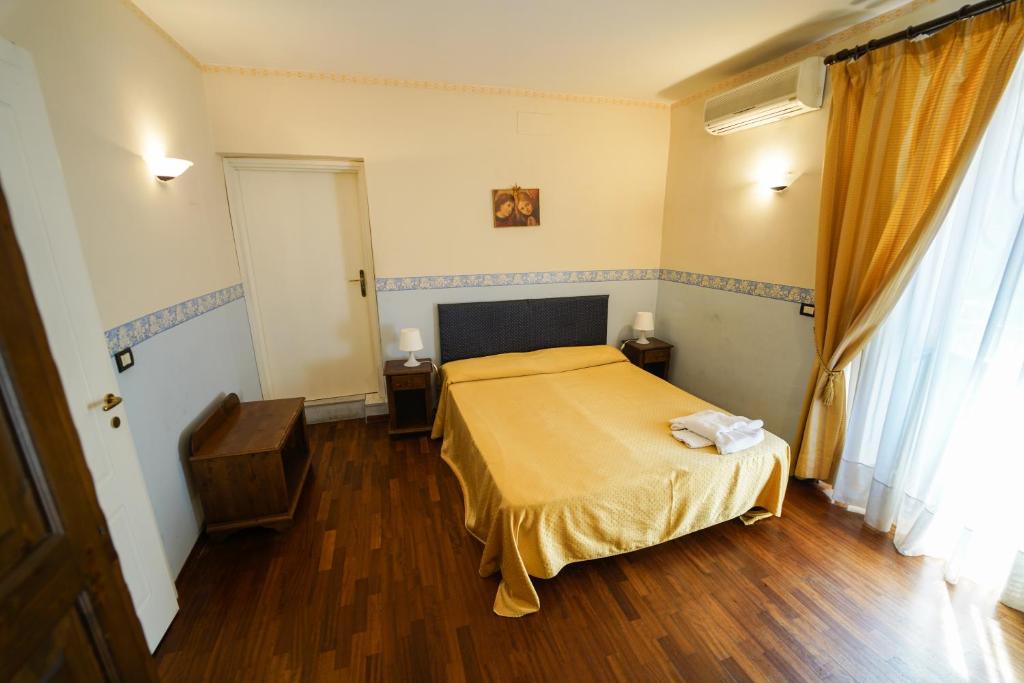 Stesicorea Palace Hotel — о. Сицилія, Італія мініатюра 7