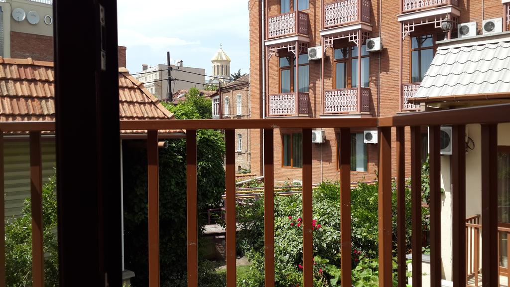 Danisimo Hotel — Тбілісі, Грузія мініатюра 36