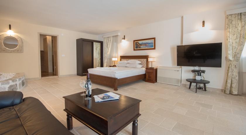 Conte Hotel & Restaurant — Пераст, Чорногорія мініатюра 24