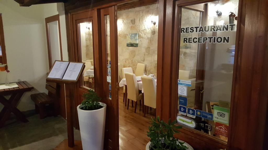 Galia Hotel — Прчань, Чорногорія мініатюра 12
