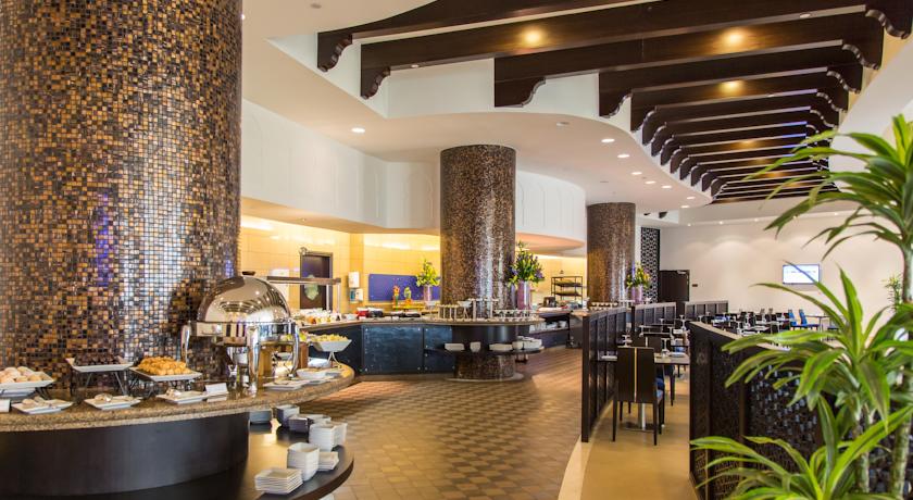 Bahi Ajman Palace Hotel — Аджман, Об'єднані Арабські Емірати мініатюра 28
