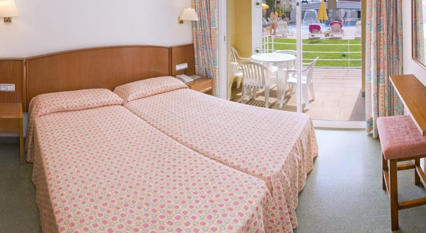 Oasis Park & Spa Hotel — Ллорет-де-Мар, Іспанія мініатюра 36