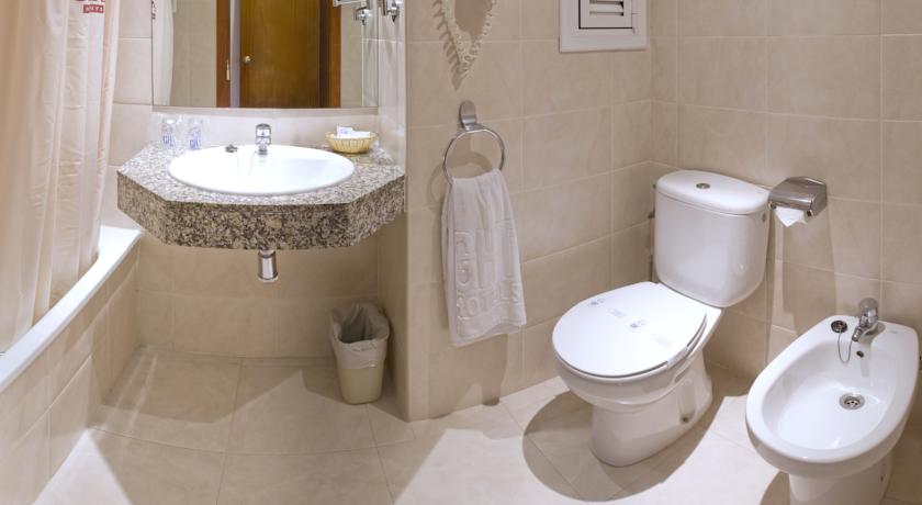 Oasis Park & Spa Hotel — Ллорет-де-Мар, Іспанія мініатюра 42