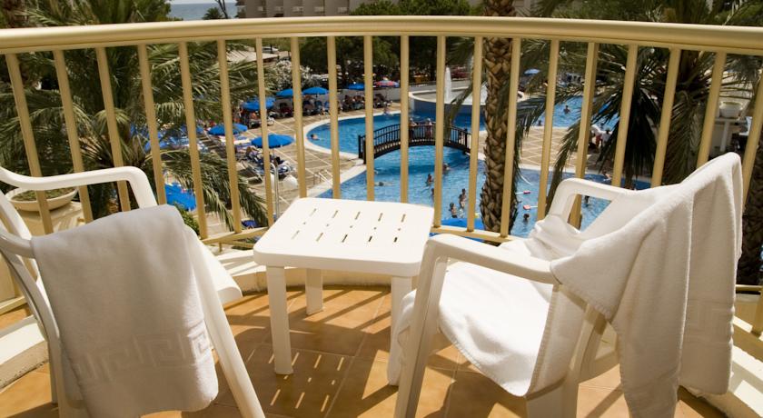 Best Cambrils — Коста Дорада, Іспанія мініатюра 13