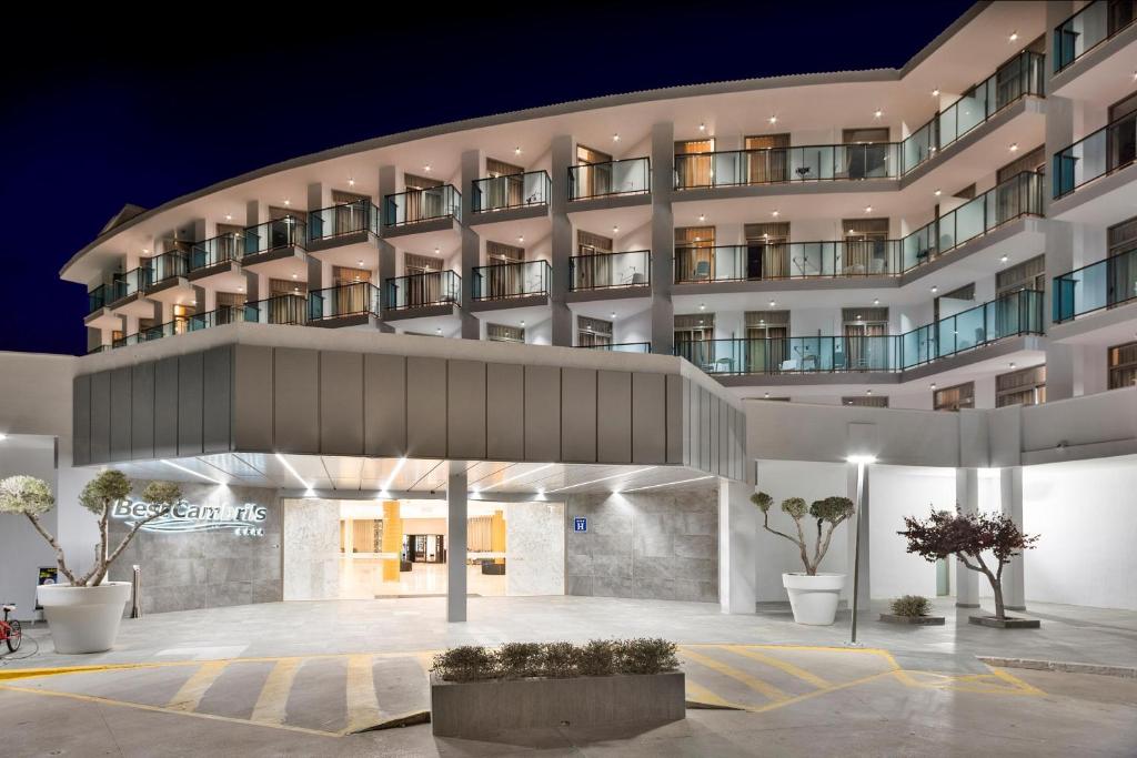 Best Cambrils — Коста Дорада, Іспанія мініатюра 28