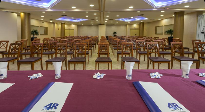 4R Regina Gran Hotel — Коста Дорада, Іспанія мініатюра 36