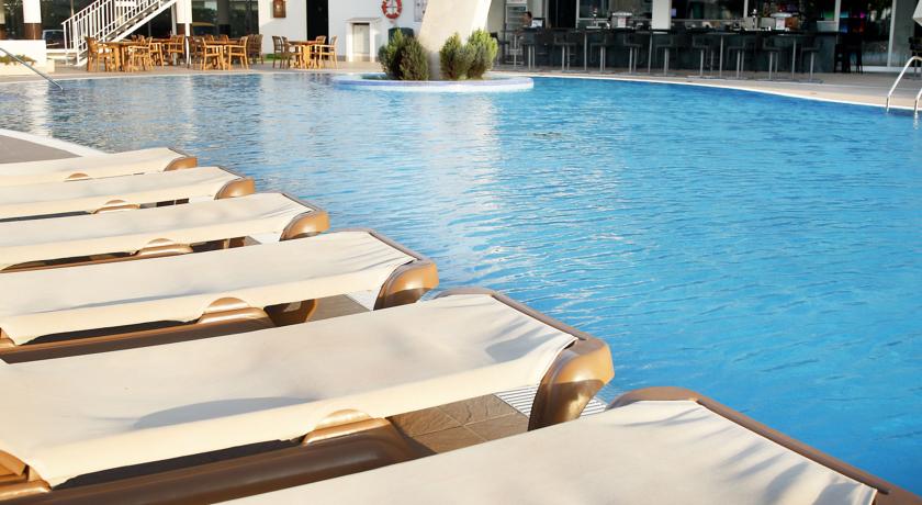 Sol Guadalupe Magaluf — Кальвія, Іспанія мініатюра 8