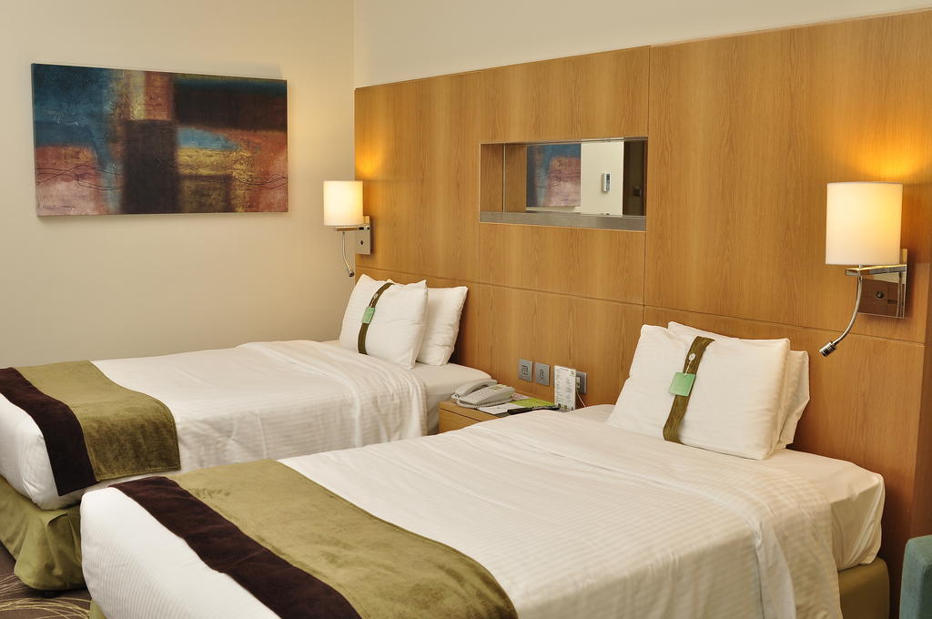 Holiday Inn Abu Dhabi — Абу Дабі, Об'єднані Арабські Емірати мініатюра 6
