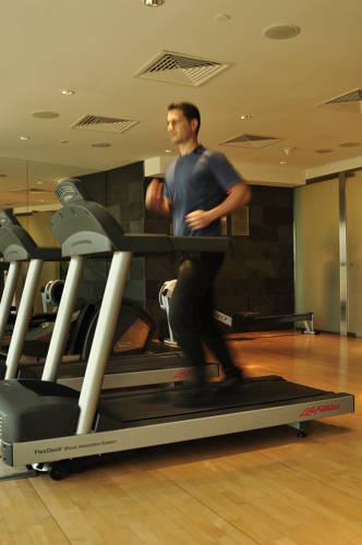 Holiday Inn Abu Dhabi — Абу Дабі, Об'єднані Арабські Емірати мініатюра 12