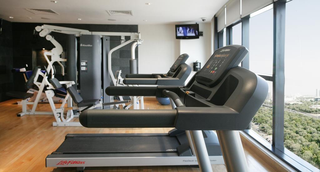 Holiday Inn Abu Dhabi — Абу Дабі, Об'єднані Арабські Емірати мініатюра 13