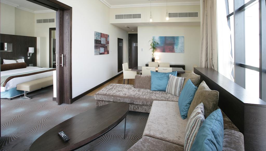 Holiday Inn Abu Dhabi — Абу Дабі, Об'єднані Арабські Емірати мініатюра 17