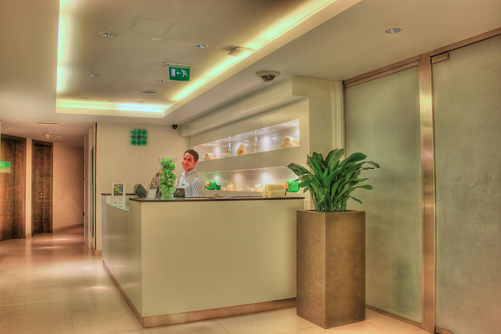 Holiday Inn Abu Dhabi — Абу Дабі, Об'єднані Арабські Емірати мініатюра 28