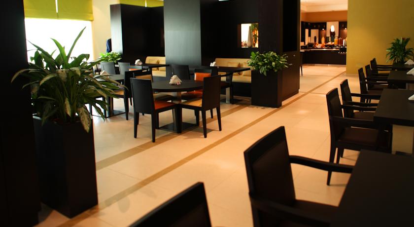 Holiday Inn Express Safa Park — Дубаї, Об'єднані Арабські Емірати мініатюра 67