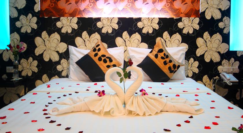 7Q Patong Beach Hotel — о. Пхукет, Таїланд мініатюра 7
