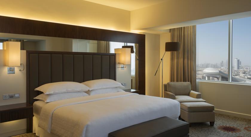 Sheraton Dubai Mall of the Emirates Hotel — Дубаї, Об'єднані Арабські Емірати мініатюра 165