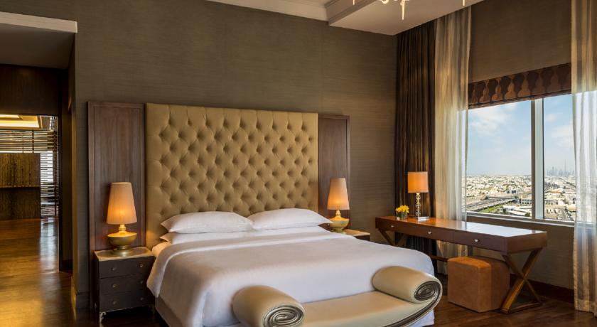 Sheraton Dubai Mall of the Emirates Hotel — Дубаї, Об'єднані Арабські Емірати мініатюра 170