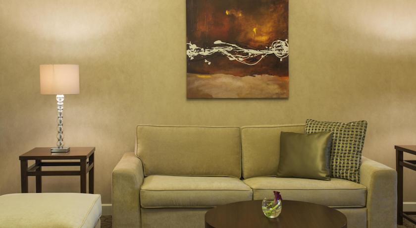 Sheraton Dubai Mall of the Emirates Hotel — Дубаї, Об'єднані Арабські Емірати мініатюра 173