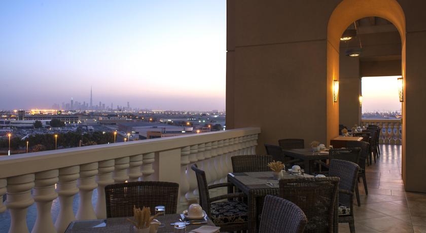 Sheraton Dubai Mall of the Emirates Hotel — Дубаї, Об'єднані Арабські Емірати мініатюра 178
