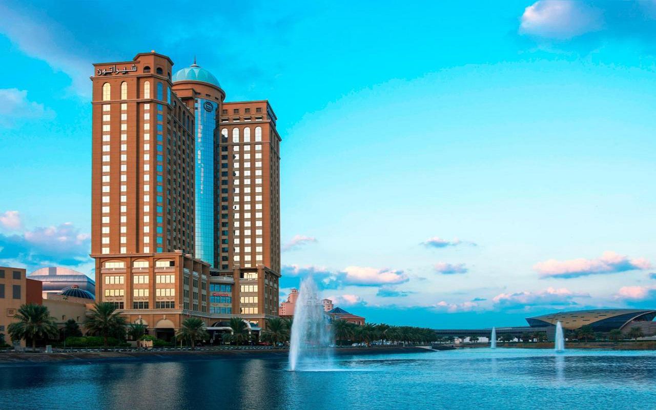 Sheraton Dubai Mall of the Emirates Hotel — Дубаї, Об'єднані Арабські Емірати мініатюра 200
