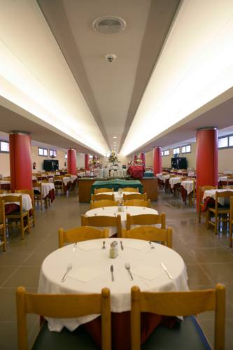 Tossa Beach Center — Коста-Брава, Іспанія мініатюра 18