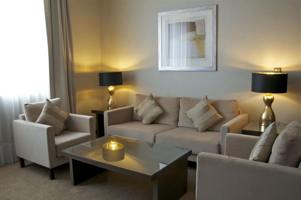Ramada Downtown Abu Dhabi — Абу Дабі, Об'єднані Арабські Емірати мініатюра 12