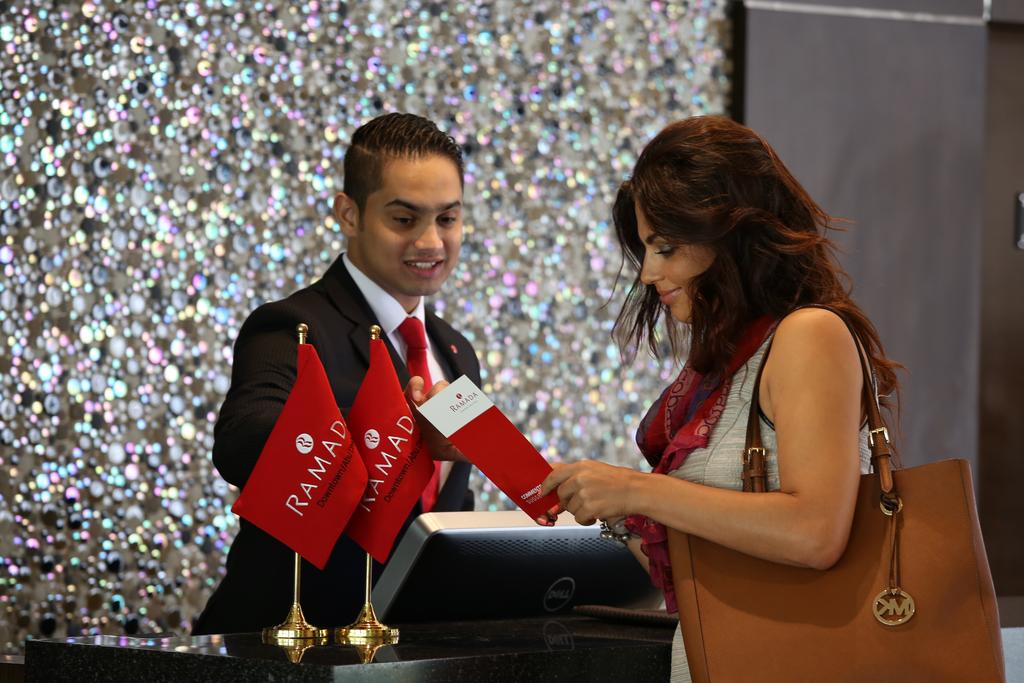 Ramada Downtown Abu Dhabi — Абу Дабі, Об'єднані Арабські Емірати мініатюра 14