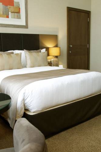 Ramada Downtown Abu Dhabi — Абу Дабі, Об'єднані Арабські Емірати мініатюра 37