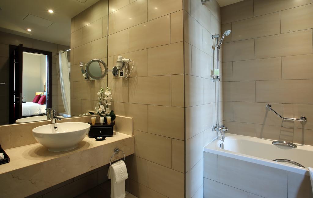 Ramada Downtown Abu Dhabi — Абу Дабі, Об'єднані Арабські Емірати мініатюра 40