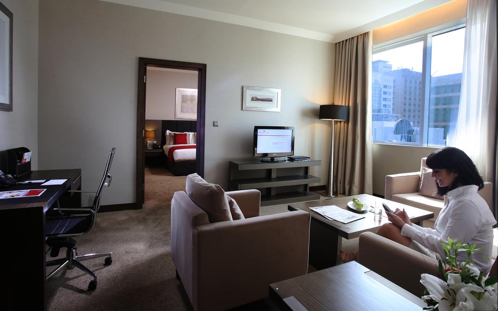Ramada Downtown Abu Dhabi — Абу Дабі, Об'єднані Арабські Емірати мініатюра 42