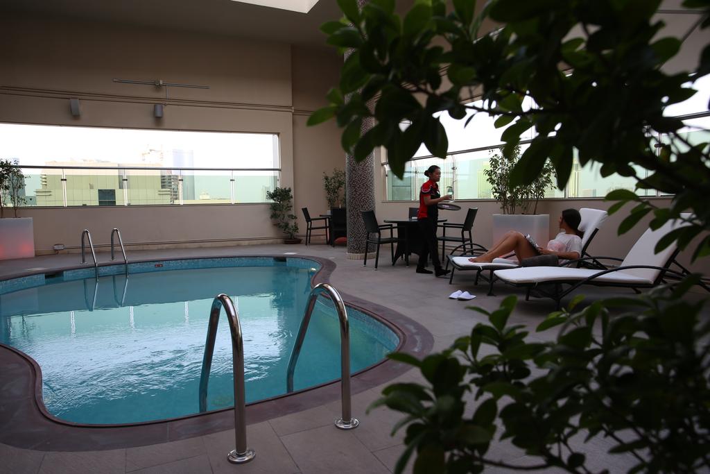 Ramada Downtown Abu Dhabi — Абу Дабі, Об'єднані Арабські Емірати мініатюра 45