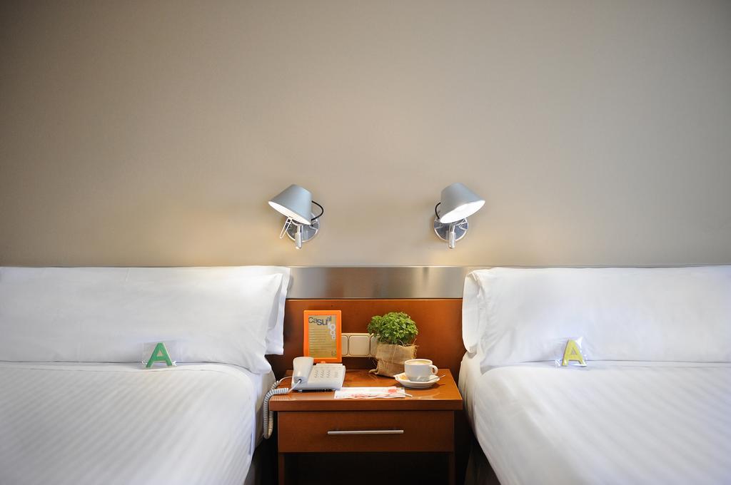 Atiram Tres Torres Hotel — Барселона, Іспанія мініатюра 27