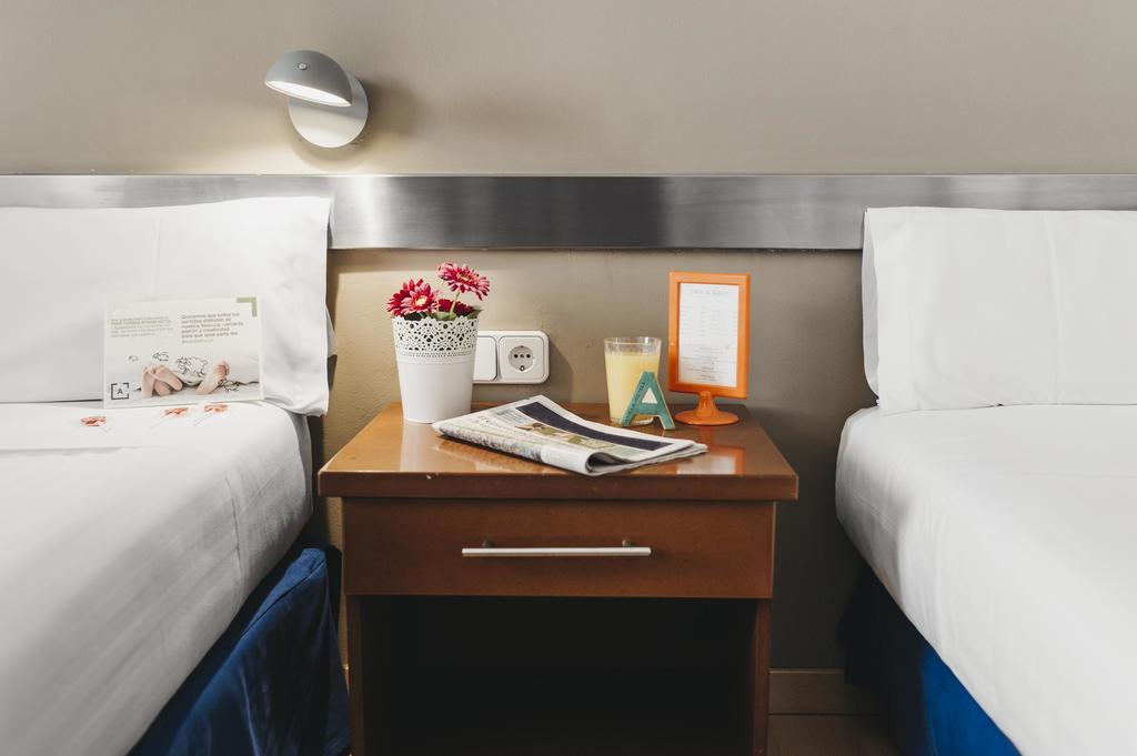 Atiram Tres Torres Hotel — Барселона, Іспанія мініатюра 31