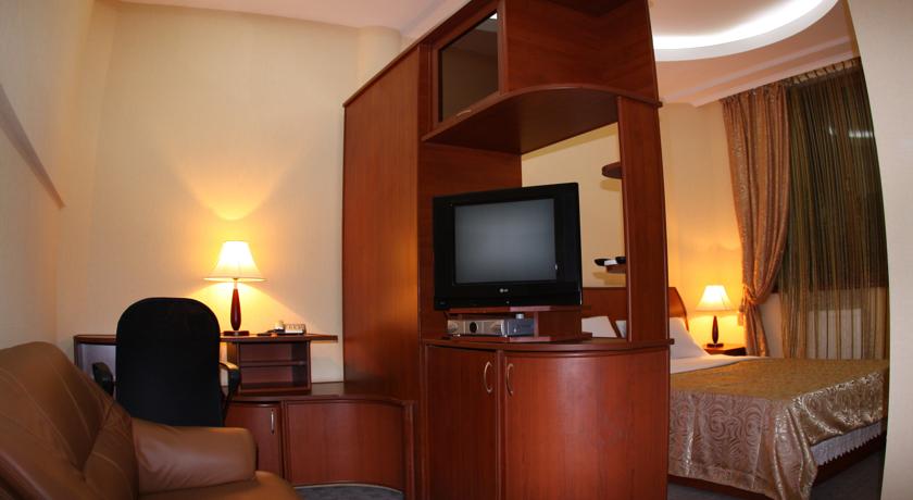 Aeetes Palace — Кутаїсі, Грузія мініатюра 57