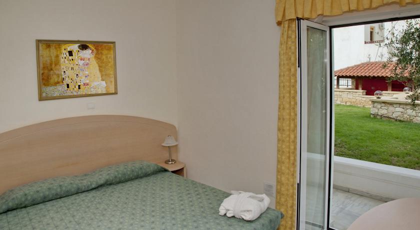Jo-An Beach Hotel — о. Крит, Греція мініатюра 128